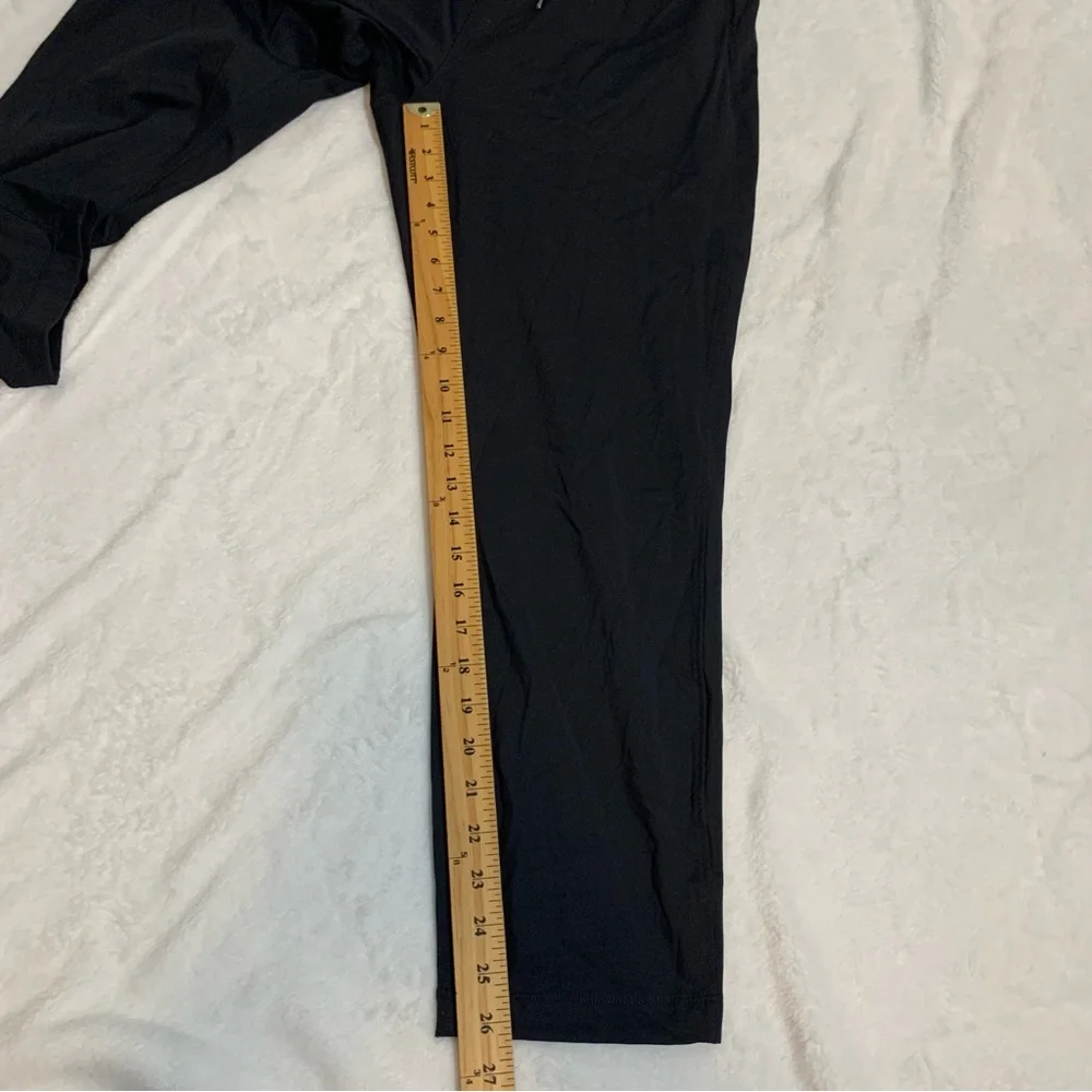 CRZ Yoga‎ black pull on elastic waist straight leg drawstring athletic pants